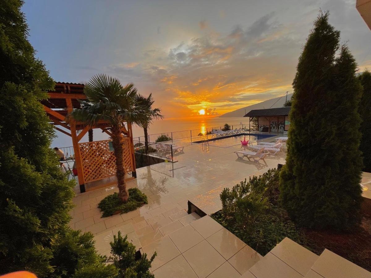 Astan Hotel Γκάγκρα Εξωτερικό φωτογραφία