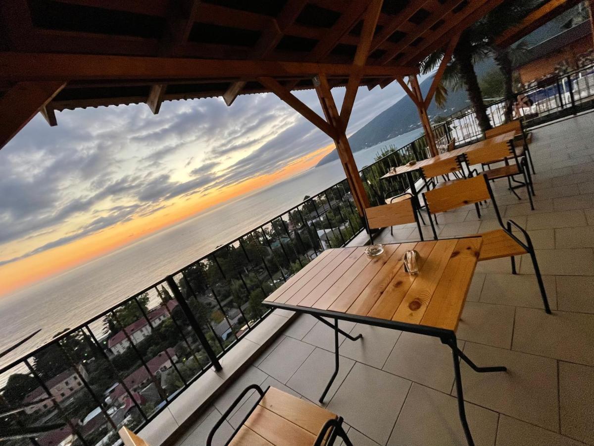 Astan Hotel Γκάγκρα Εξωτερικό φωτογραφία