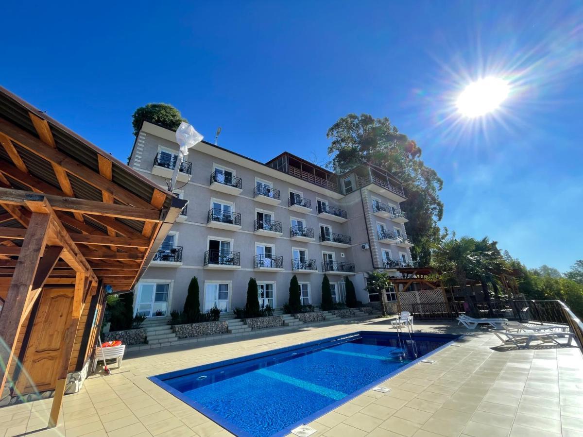 Astan Hotel Γκάγκρα Εξωτερικό φωτογραφία