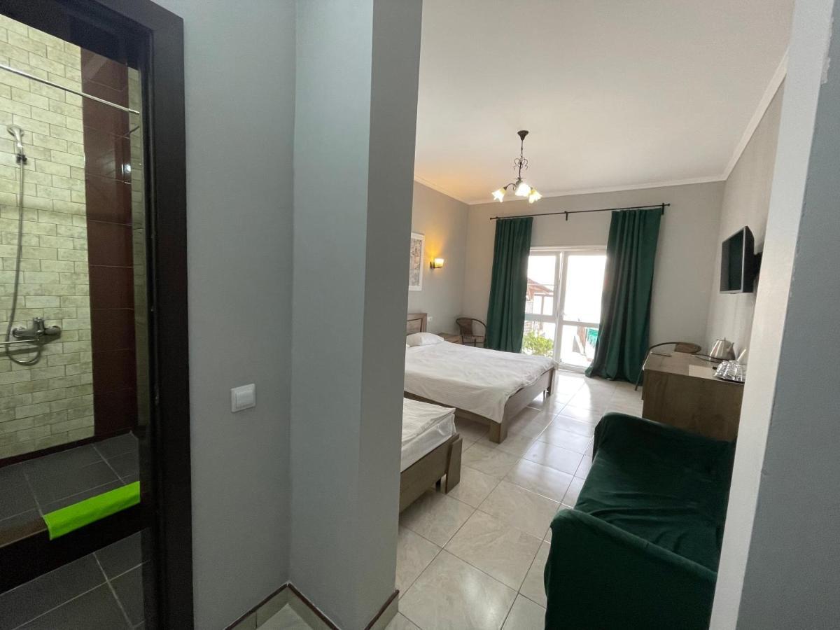 Astan Hotel Γκάγκρα Εξωτερικό φωτογραφία