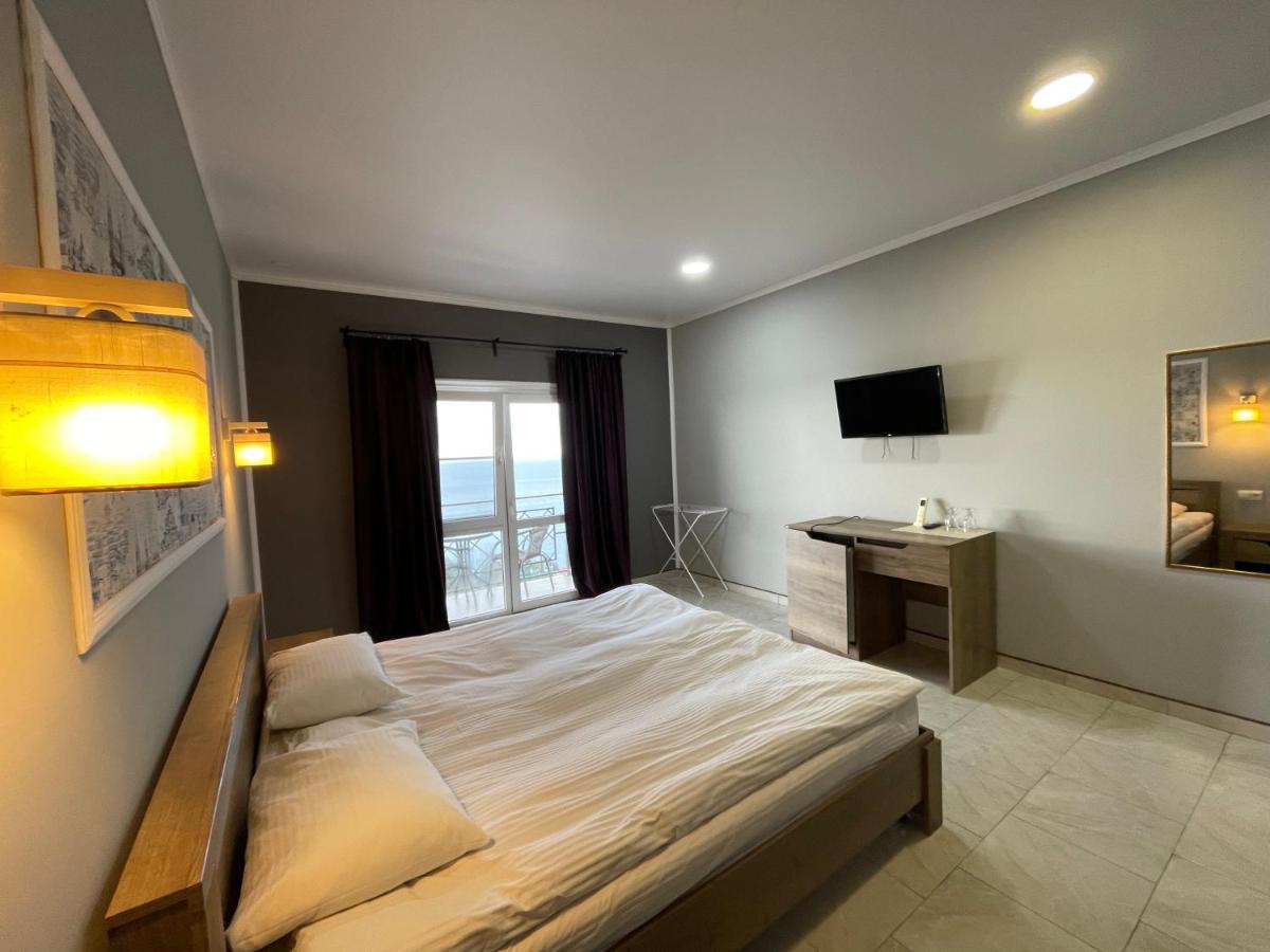 Astan Hotel Γκάγκρα Εξωτερικό φωτογραφία