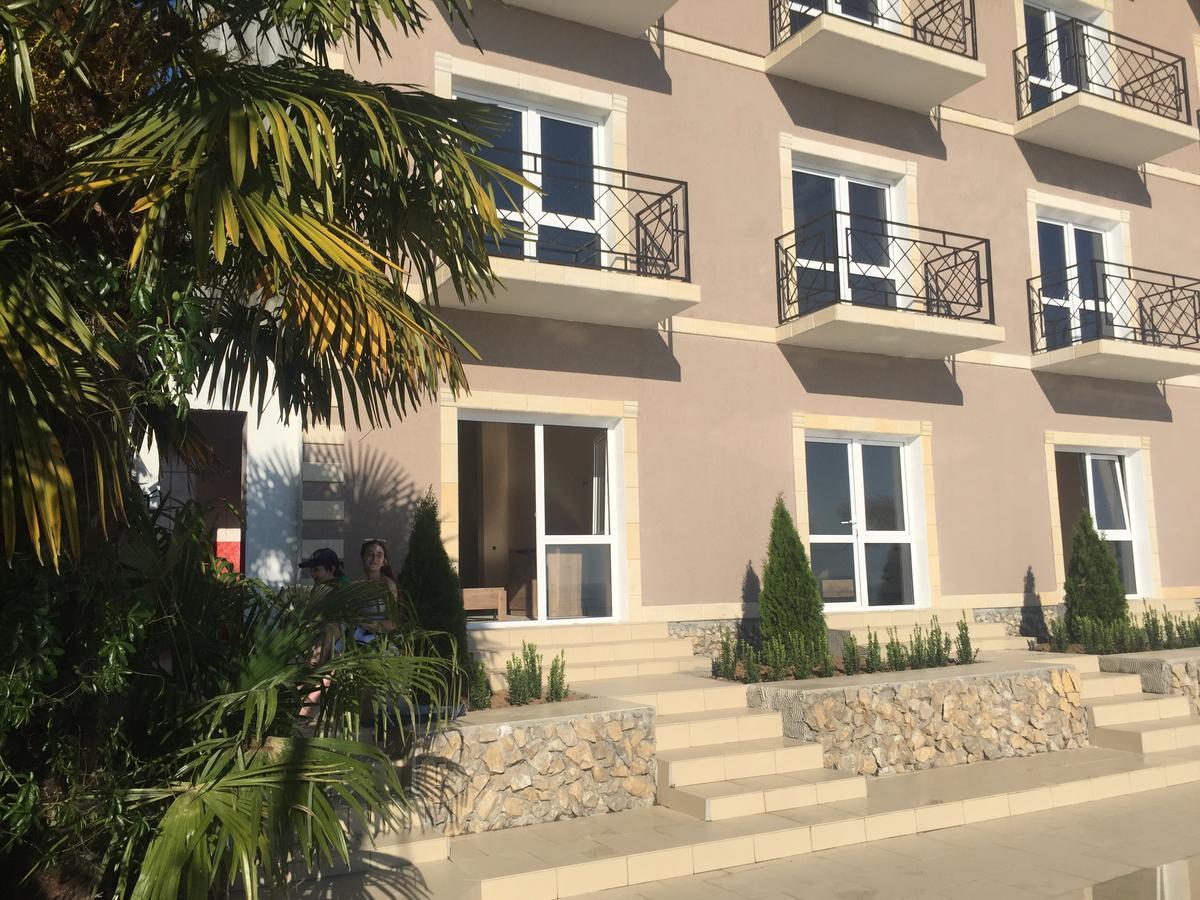 Astan Hotel Γκάγκρα Εξωτερικό φωτογραφία