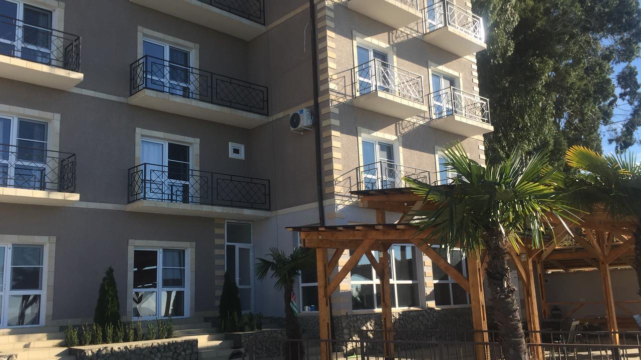 Astan Hotel Γκάγκρα Εξωτερικό φωτογραφία